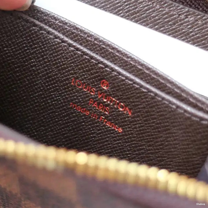 Bags LV 2106DJ0112 0629